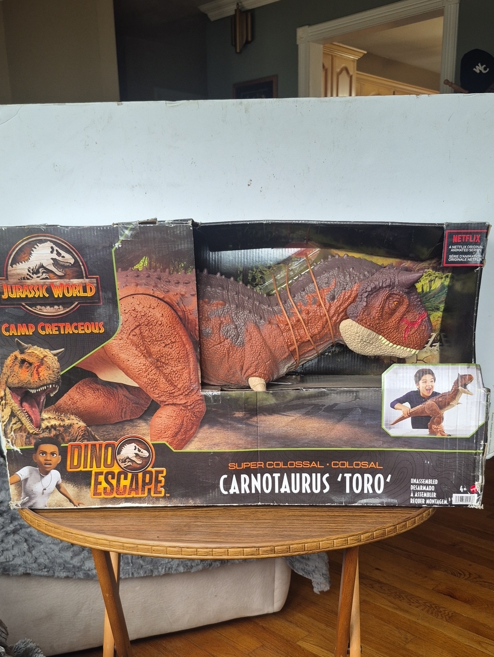 New Jurassic World Dino Escape Carnotaurus 'Toro' Super Colossal Toy- Brown